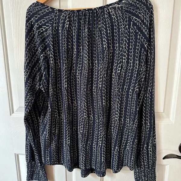 Lucky Brand Black and White Patterned Blouse - Image 4