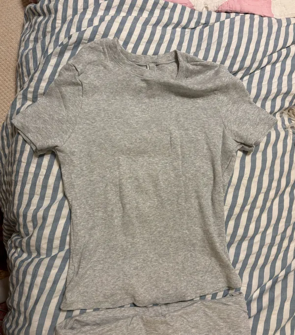 SKIMS Heather Grey Set - Image 7