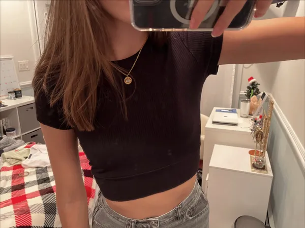 Garage Black Crop Top - Image 2