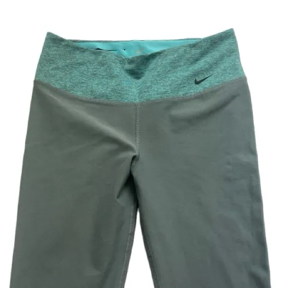 Nike Dri-Fit‎ Women’s Straight Leg Yoga Sports Athletic Pants Size M - Image 8