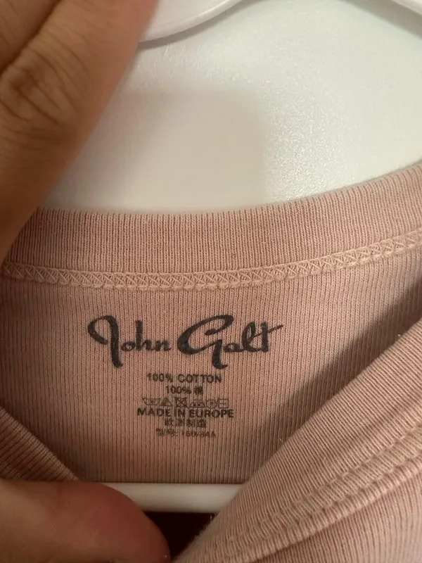 Brandy Melville/John Galt Pink Cropped Baby Tee - Image 3