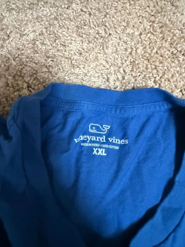 Vineyard vines blue long sleeve shirt - Image 2