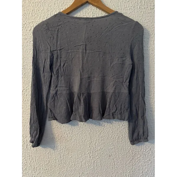 Sadie & Sage Gray Lace-Trim V-Neck Peplum Crop Top - Image 3