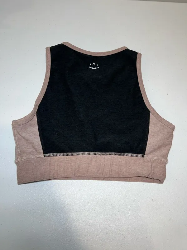Beyond Yoga Contrast High Neck Sports Bra - Black‎ & Dusty Rose Trim - Image 2