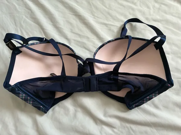 Victoria's Secret Push-Up Bra - Image 2