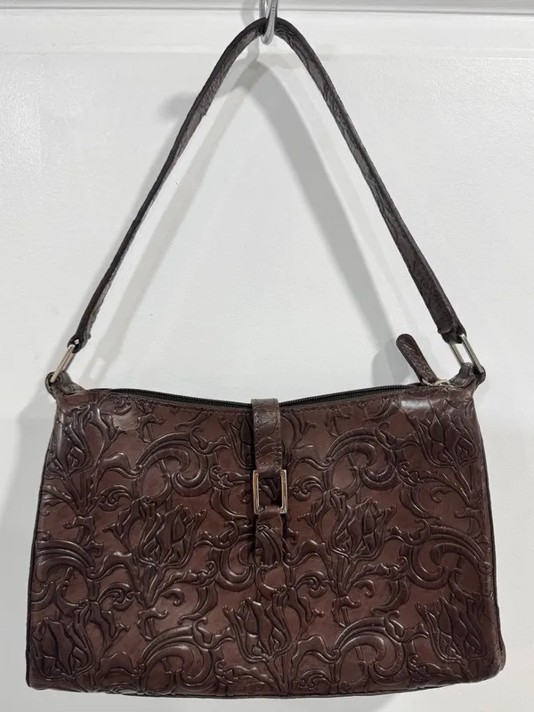 Wilsons Leather Pelle Studio Small Tooled Brown Leather Baguette Floral Y2K - Image 2
