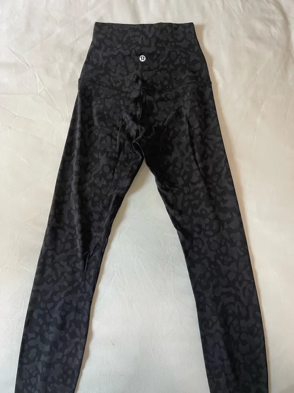 Lululemon Align Super High-Rise Pant 28" - Image 2