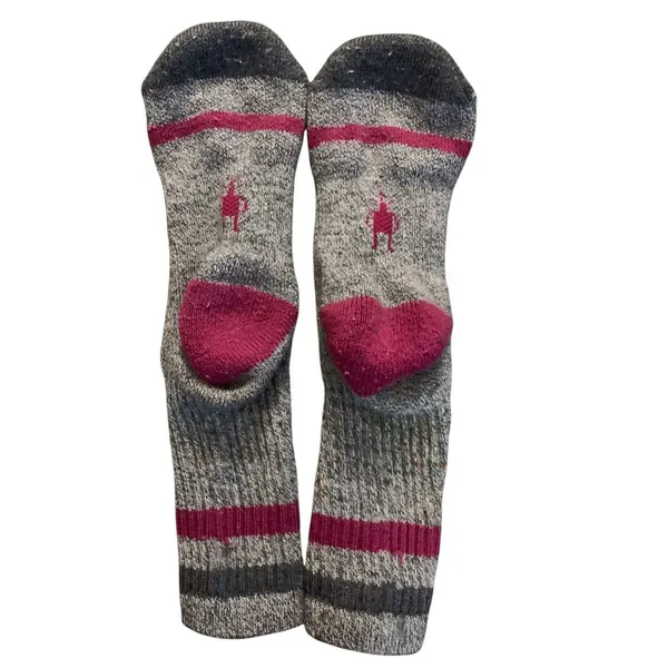 Smartwool Women's Classic Hike Full Cushion Crew Socks Medium‎ Grey/Pink Merino - Image 2