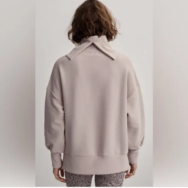 NEW Varley Milton Sweater in Mushroom XS - Image 9