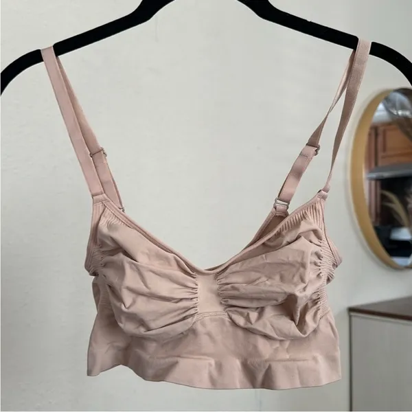 Skims sculpting bralette COLOR MICA SIZE: XL‎ NWOB - Image 2
