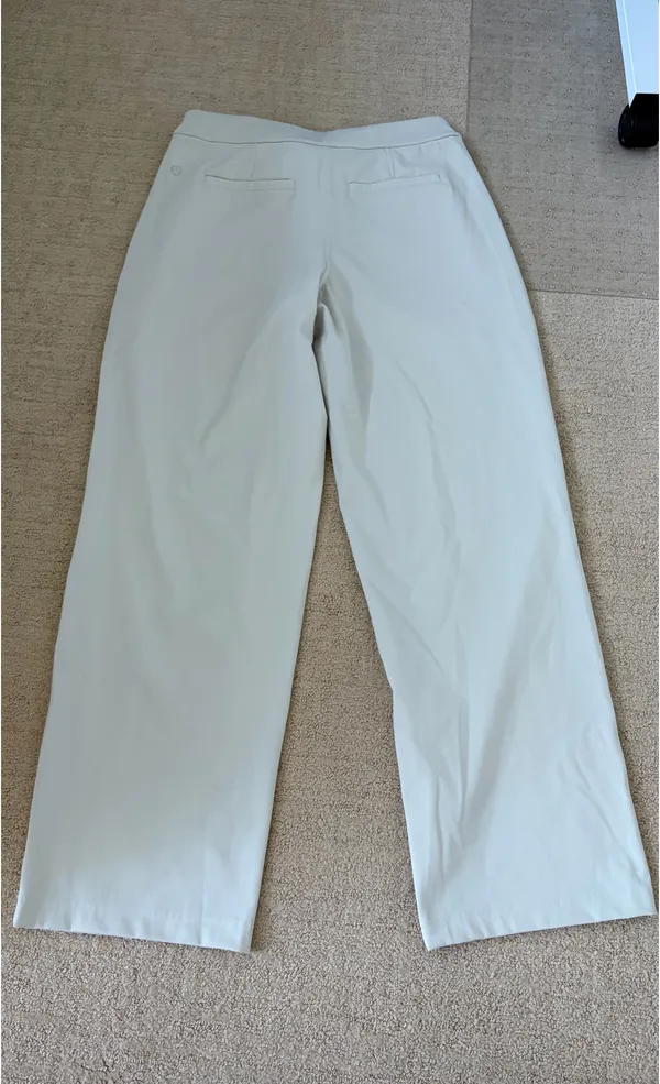 Lululemon Women’s Lounge Track Pants Cream White Size Medium - Image 2