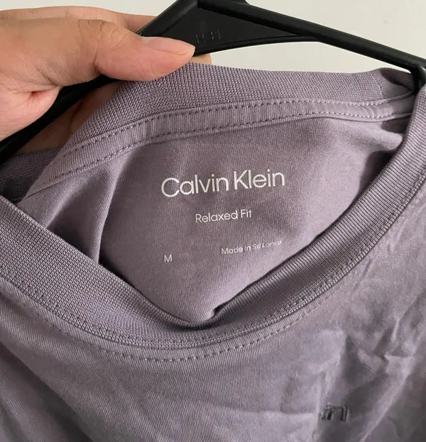 Calvin Klein Purple Graphic Tee - Image 3