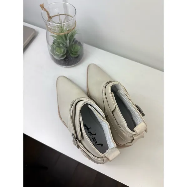 Cute NWTs Free People Boots Size 5.5 $78 MRSP - Image 8