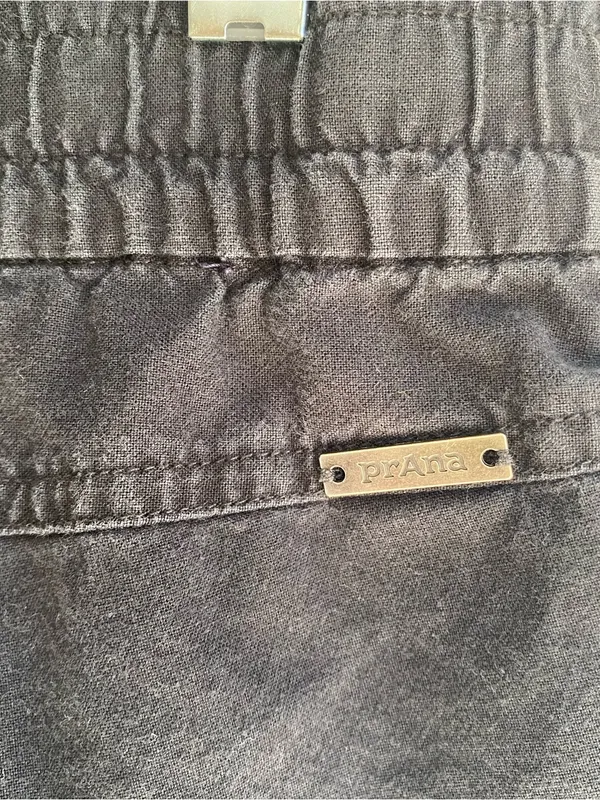 Prana black organic cotton embroidered mid rise shorts boho outdoorsy M - Image 7