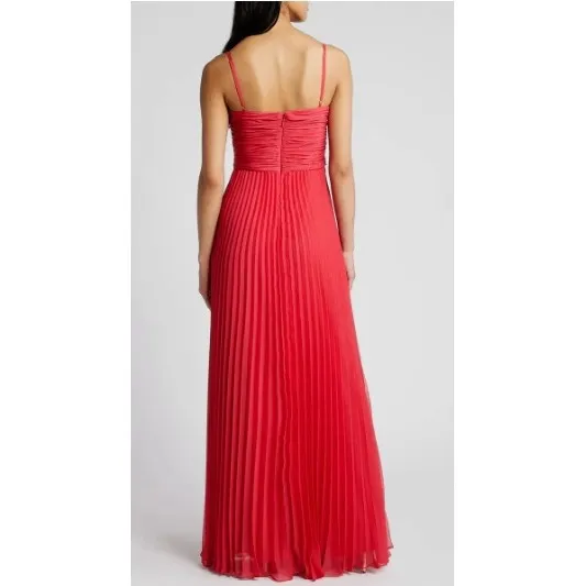 AQUA Pleated Chiffon Gown Size 4‎ - Image 2