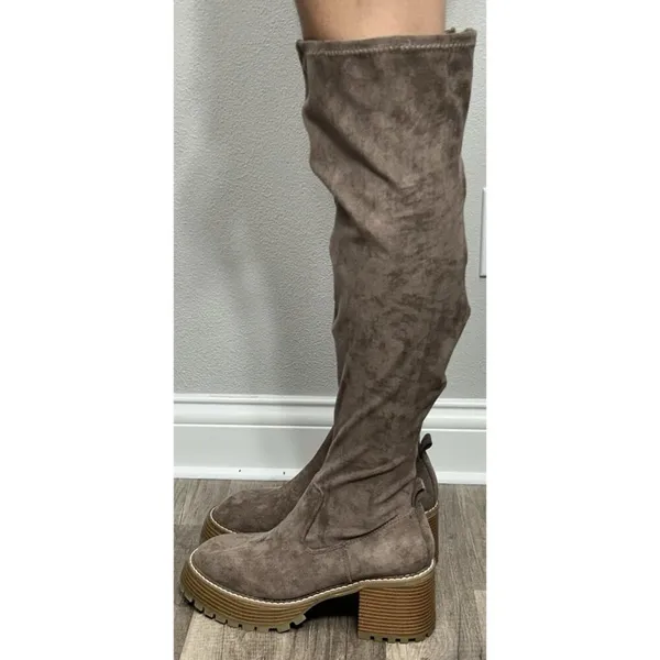NEW Altar’d State Faux Suede Over The Knee Boots Taupe Chunky Lug Sole Size 8.5M - Image 5