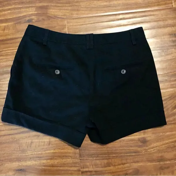 Forever 21 Black Shorts Size Medium - Image 2