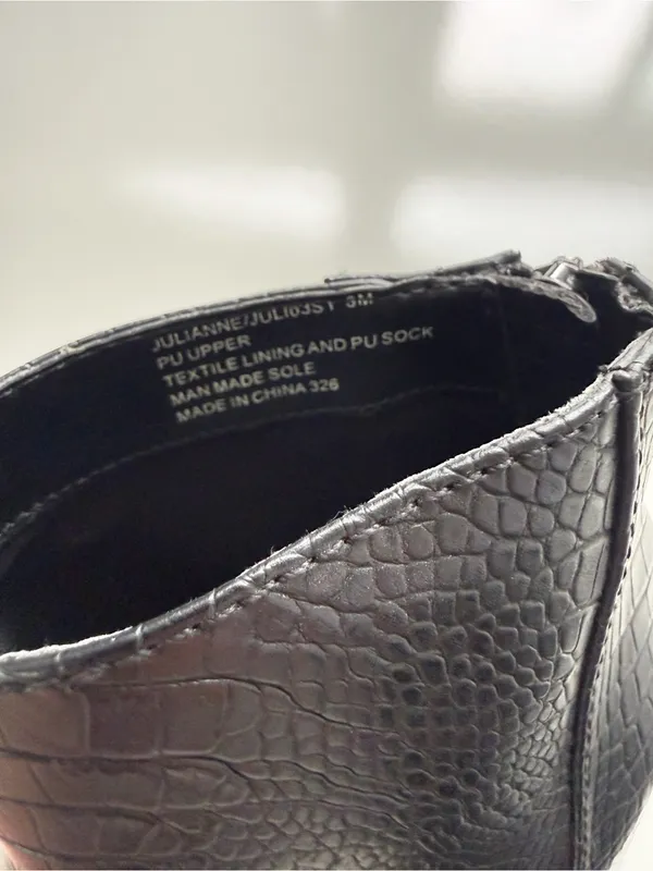 Steve Madden Julianne Black Crocodile Embossed Leather Ankle Boots Size 8 - Image 7
