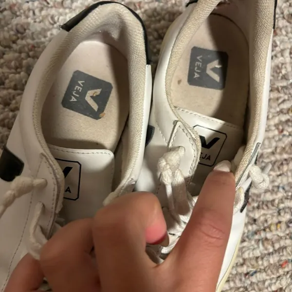 VEJA Esplar Logo Leather Low-Top Sneakers White Black- Size 36 (5) - Image 8
