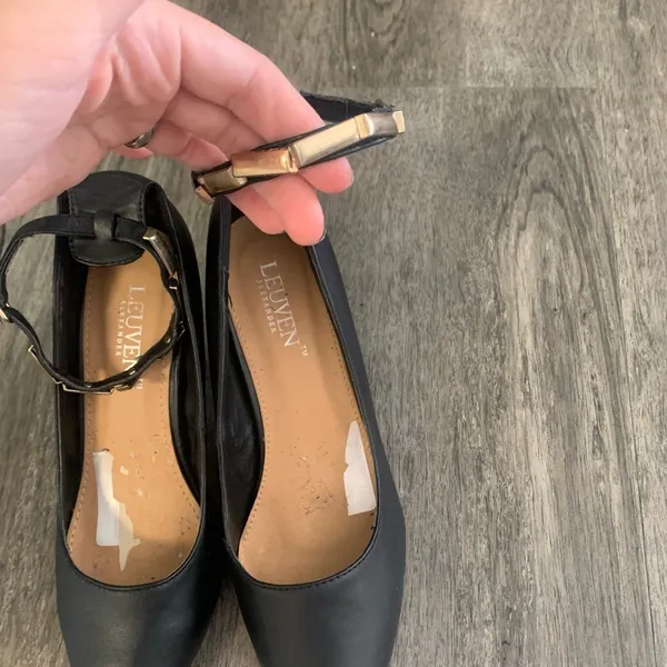 Leuven Alexander black pointed ankle strap heels Size 5.5 - Image 5