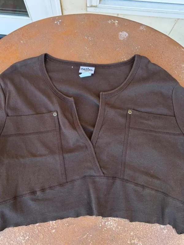 Brandy Melville Vtg Brown cropped v-neckbutton up shirt with pockets - one size #western #cowboy - Image 3