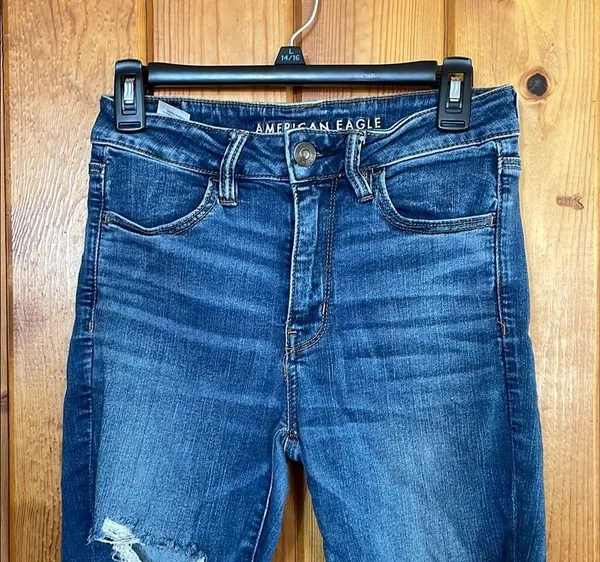 American Eagle Outfitters High Rise Blue Jeans with Distressing jegging - Image 3