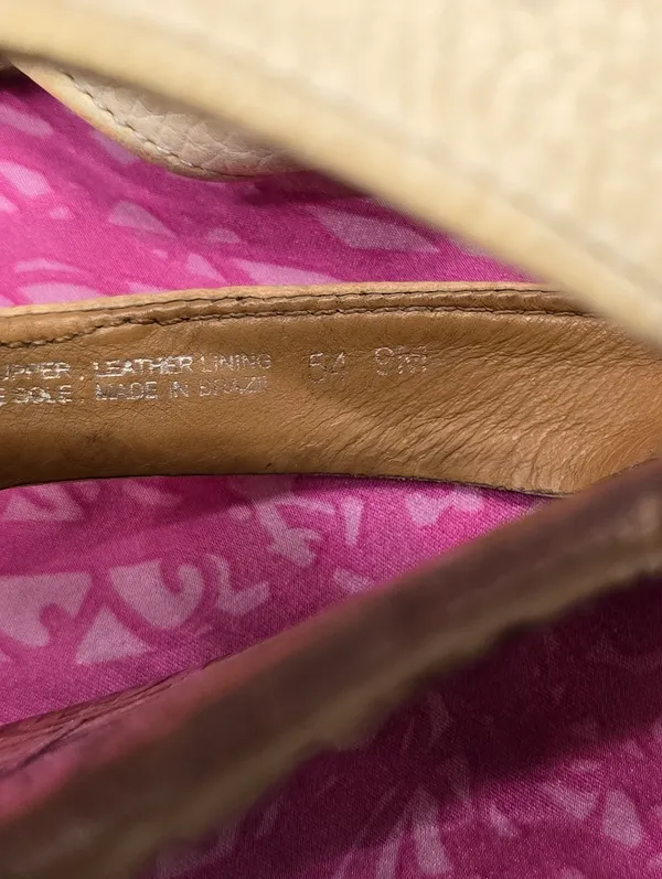 Tory Burch Thong Sandals Size 9 - Image 5