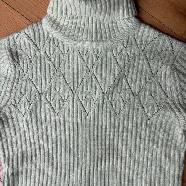 Reference Point Vintage Y2K Cable Knit Green Turtleneck Sweater - Image 4