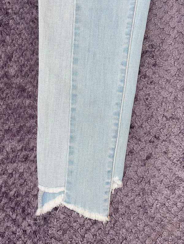 American Eagle | Two Toned Crop Jegging - Image 2