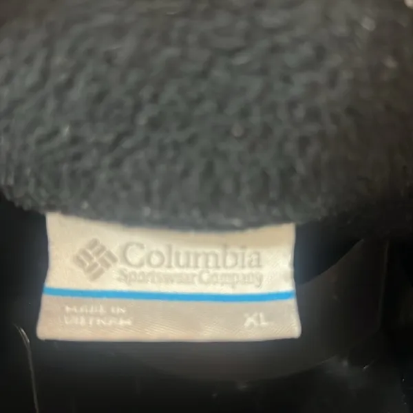 Size XL Columbia jacket - Image 3