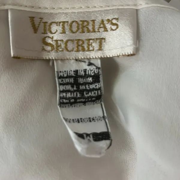 Victoria’s Secret VINTAGE Medium White Robe Gold Label - Image 3