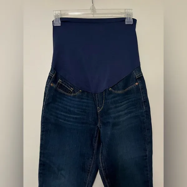 Signature by Levi Strauss Maternity Skinny Jeans Size Small | Over‎ Belly - Image 5