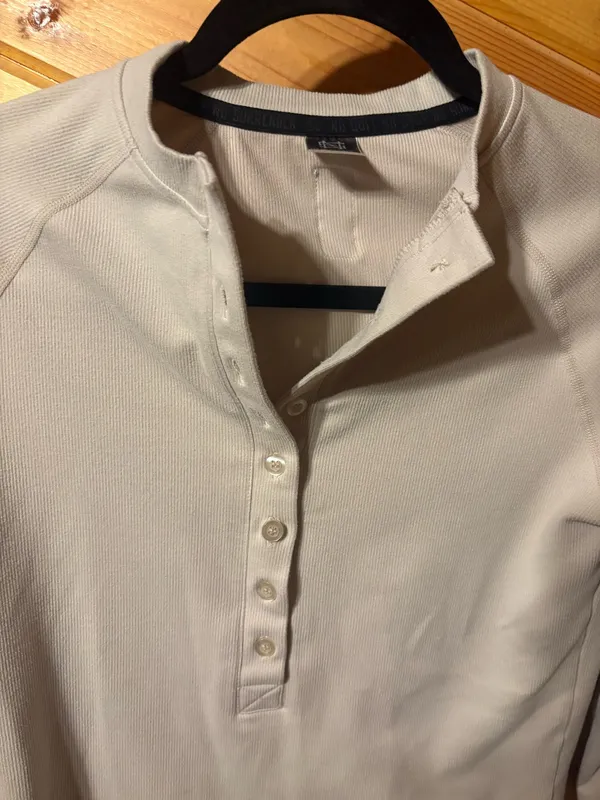 Flag nor fail ribbed women’s Henley - Image 3