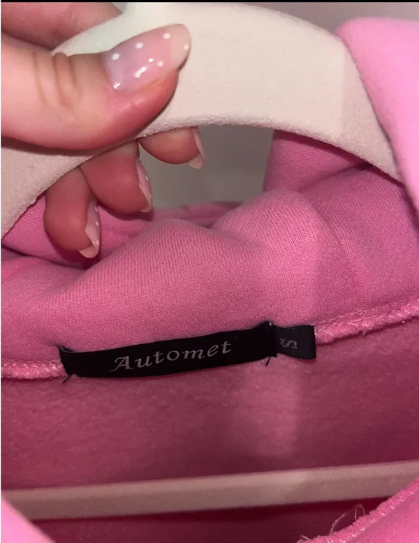 Amazon Pink sweatshirt - Image 2