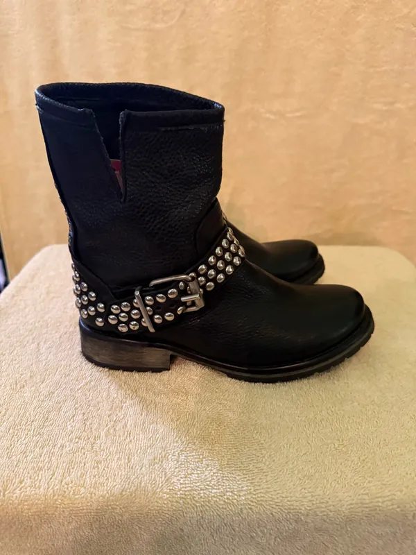 Steve Madden Boots Ankle Leather Black Moto - Image 5