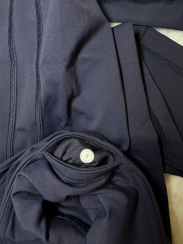 LULULEMON High Rise Pocket Leggings Crop Women’s 8 Navy Blue Activewear Yoga - Image 5