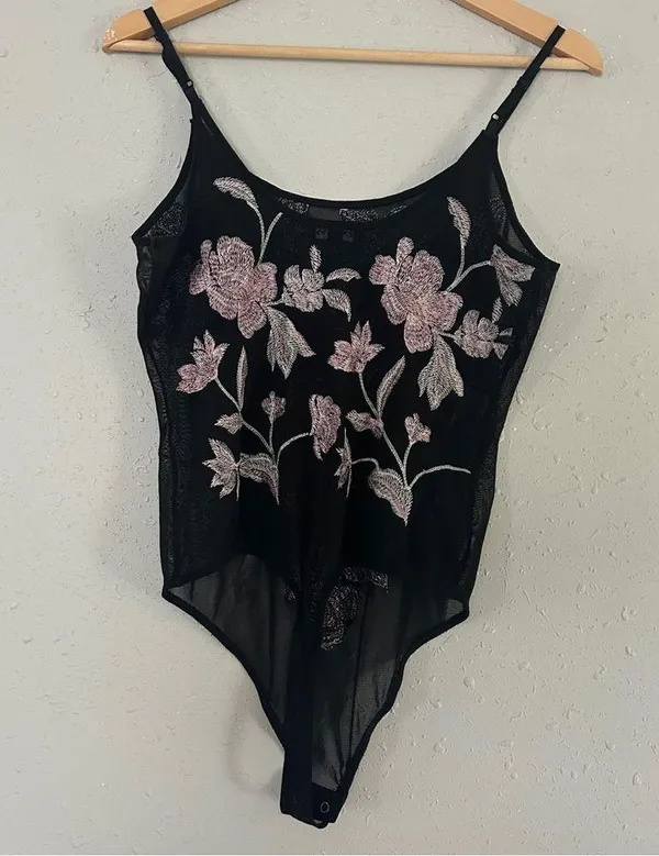 Express Black Sheer Bodysuit Pink Floral Embroidery Party Medium Going Out - Image 8