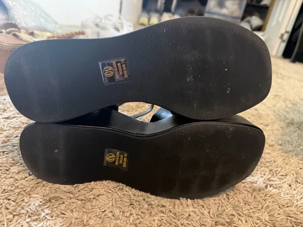 Soda Platform Wedge Sandals Black - Image 3