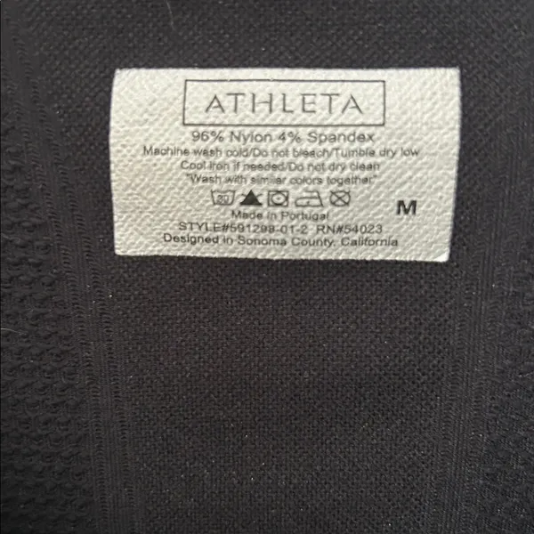Athleta finish fast tank top black - Image 3