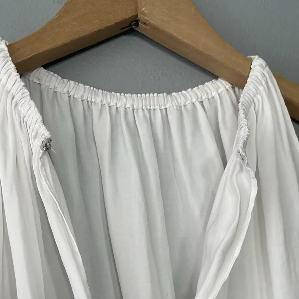 Dance & Marvel Cold Shoulder Peasant Top Size M White Boho Angel Coquette Milkmaid Ren Faire - Image 5