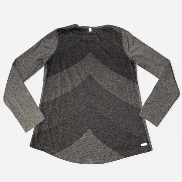 Danskin Gray Breathable Long Sleeve Workout Top with Chevron Back Design, Large - Image 6