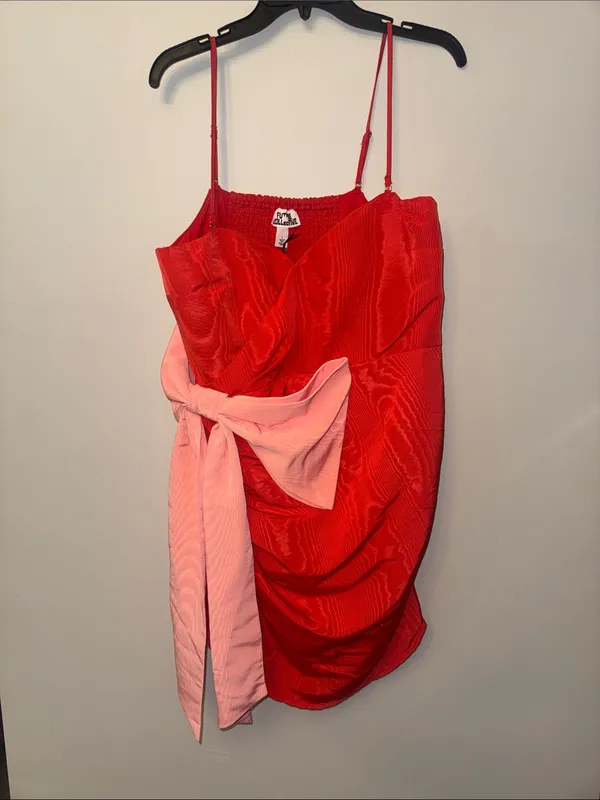 Strapless Red Mini Dress with Blush Bow - Image 4