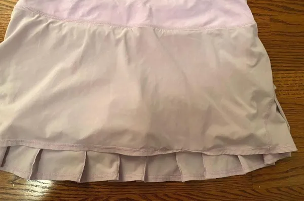 Lulu lemon Skirt - Image 4