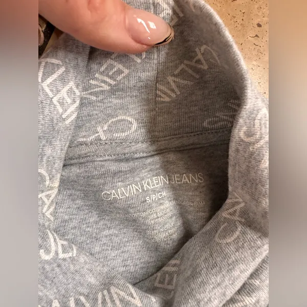 🌸Calvin Klein Grey Logo-Print Long Sleeve Bodysuit - Image 2