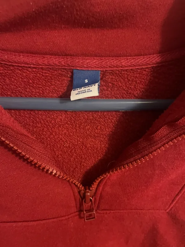 Old Navy Quarter-Zip Pullover Athletic - Image 2