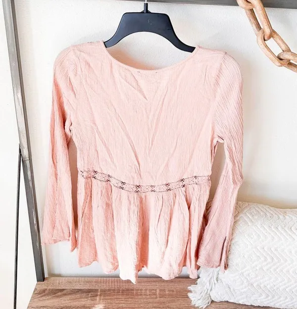 American Eagle Bell Sleeve Blouse - Image 2