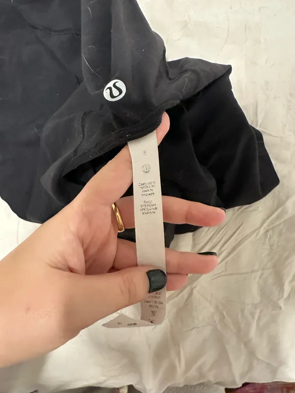 Lululemon Shirt - Image 4