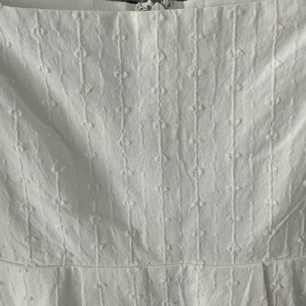 Altar’d State Babydoll White Shoulder Dress Size Medium - Image 3