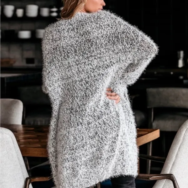 Lumiere black and white pocketed fuzzy eyelash knit cardigan sweater size large - Image 5