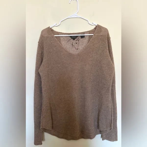 Good Rider Cashemere Tan Sweater Women’s | Embroidered Details Sz‎ Medium - Image 2